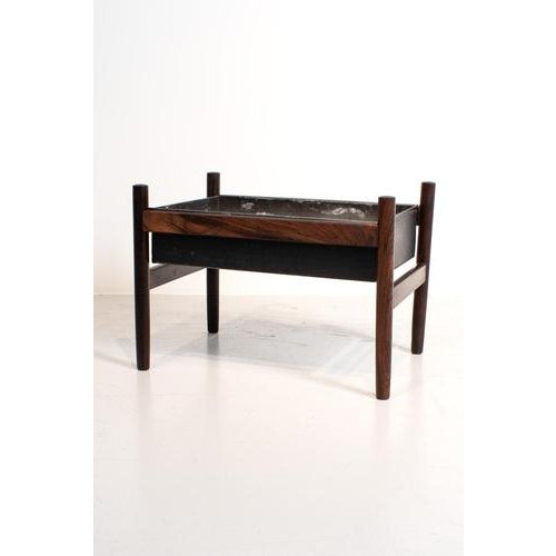 Danish rosewood planter with zinc bin, probably from the 60’s. A beautiful addition to your interior. The zinc bin...