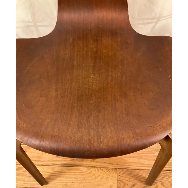 Very Rare Set: Arne Jacobsen Grand Prix Teak Dining Set by Fritz Hansen — 3 Chairs + Matching Solid Teak Table (1964-1965, All Fh Stamped) For Sale - Image 12 of 16