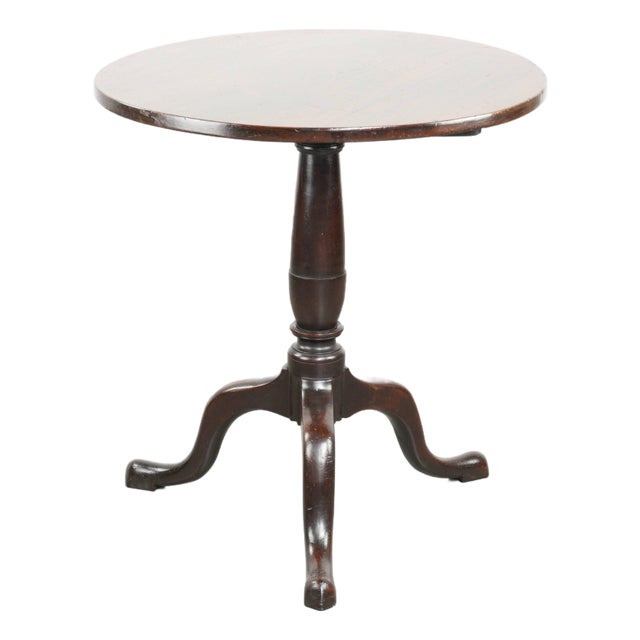 Round Antique English Tilt-Top Table/Side Table from the Early 19th Century with a Patina. For Sale