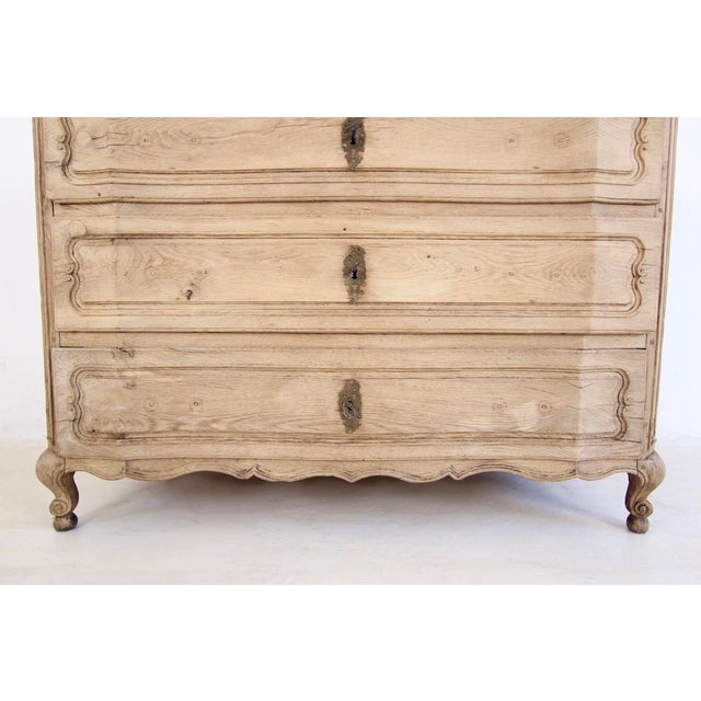 Antique German Baroque Bleached Oak Chest of Drawers, 1700s For Sale - Image 14 of 18