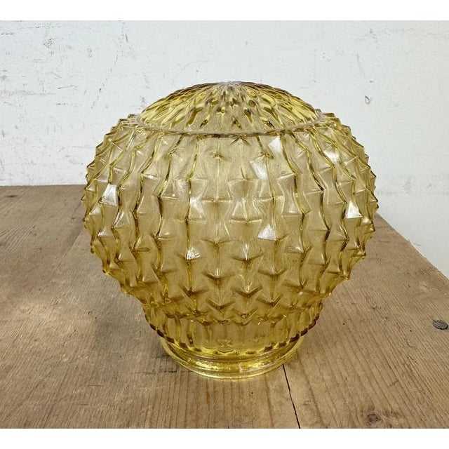 White Vintage White Porcelain Wall Light, 1970s For Sale - Image 8 of 12