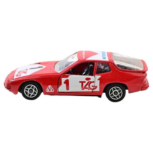 A classic collectible from the renowned French manufacturer Solido, this Porsche 924 Rally is presented in 1:43 scaleand...