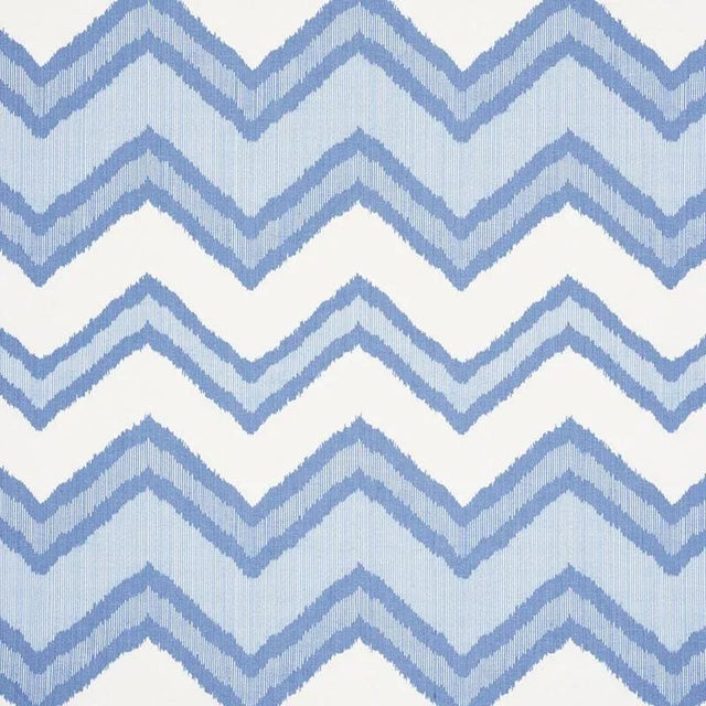 Made in Switzerland, this large scale chevron pattern has a crisp, tight weave, a gorgeous hand and a subtle lustre. We...