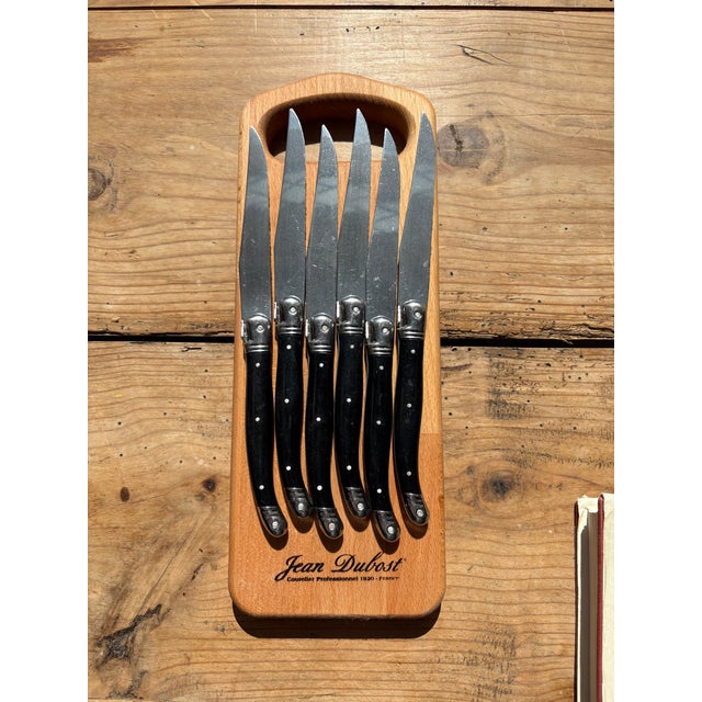 Late 20th Century French Laguiole Steak with Black Handles and Cutting Board Knife Set - 7 pcs For Sale In Seattle - Image 6 of 16