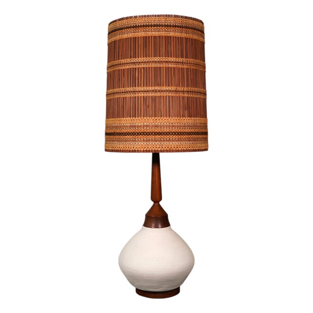 1950s Maria Kipp Mid-Century Organic Modern Natural Reed Woven Shade With Ceramic Lamp For Sale
