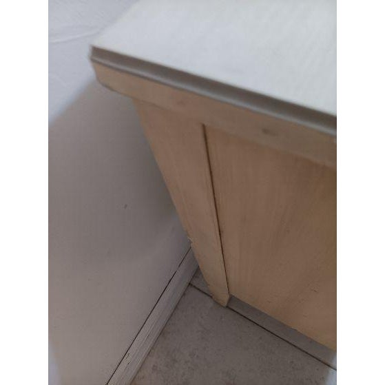 1970s 1970s Hollywood Regency Wood Faux Bamboo Nightstand Beige 2 Drawer For Sale - Image 5 of 10