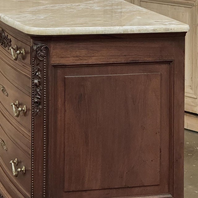 19th Century French Louis XVI Mahogany Onyx Top Commode For Sale - Image 14 of 18