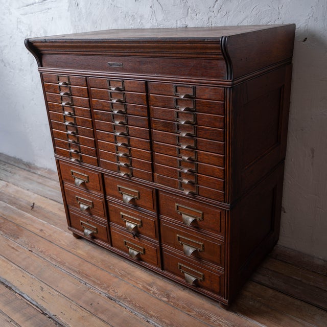 Brown Yawman & Erbe Oak File Cabinet, c.1910 For Sale - Image 8 of 13