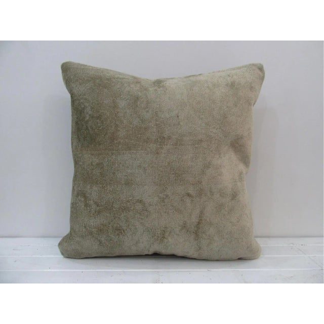 Handmade Beige Turkish Kilim Pillow Cover For Sale - Image 4 of 4