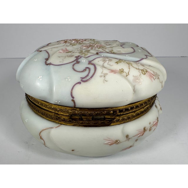 19th Century 19th Century Wave Crest Jewelry Box: C.F. Monroe Helmschmied Swirl Opal Ware For Sale - Image 5 of 10