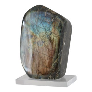 AURA LONDON Peacock Pearlescent Labradorite Stone For Sale