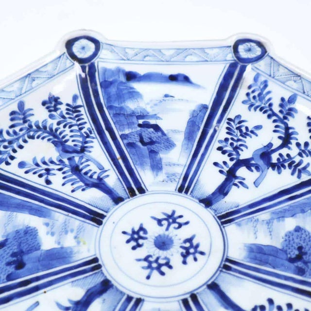 Descrizione Articolo: - presenta imperfezioni Altezza: 5 Larghezza: 33 Profondità: 33 document.addEventListener("click",...