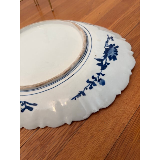Late 19th Century Meiji Period Large Imari Platter With a Cat For Sale - Image 10 of 12