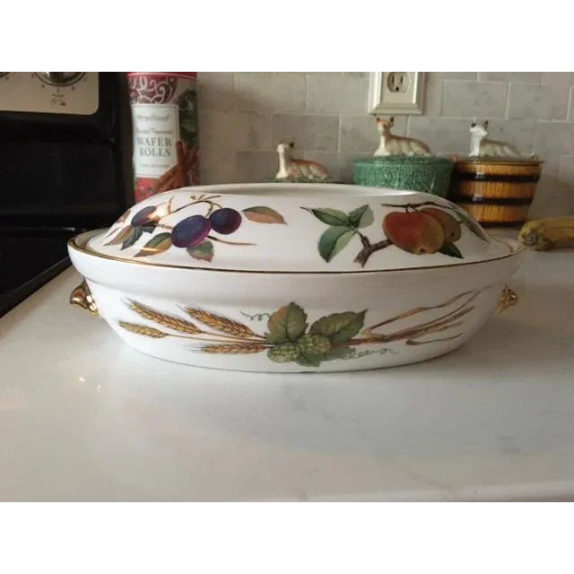 Royal Worcester Evesham Oval Casserole Covered Dish For Sale - Image 10 of 10