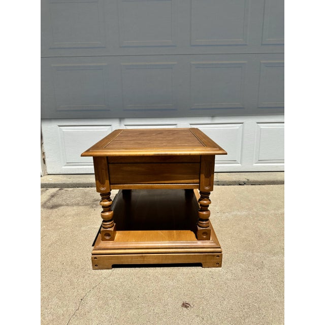1970s 1970s Athens Table Company Solid Maple End Table, Model 5119-6 – Early American Colonial Revival For Sale - Image 5 of 7