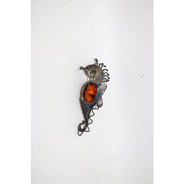 This is part of Chairish’s Fine Jewelry assortment. Rare sterling silver highly decorative modernist sea horse with fine...