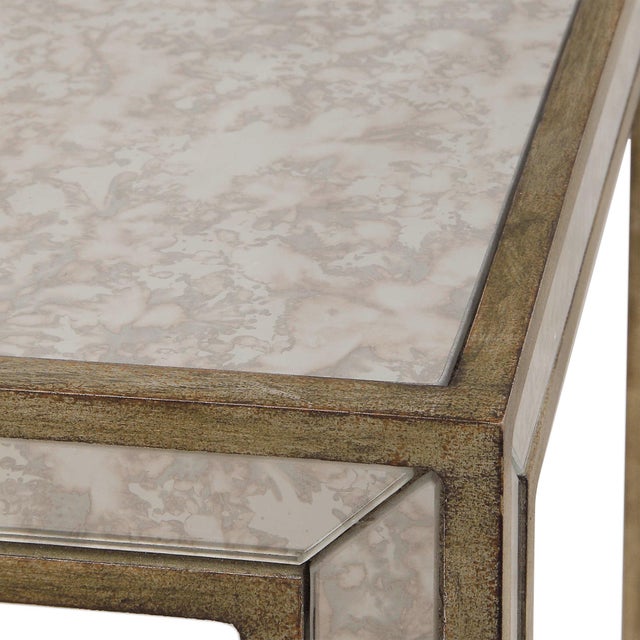 Hollywood Regency Regency Style End Table For Sale - Image 3 of 4