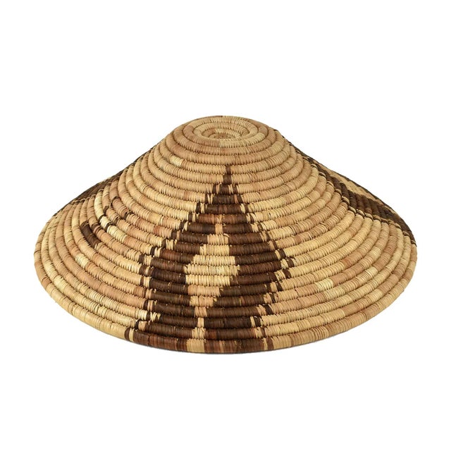African Early 20th Century Botswana Raffia Basket 17 Inch For Sale - Image 3 of 3