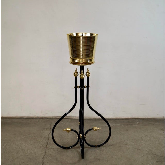 1980’s Hollywood Regency Black & Brass Plant Stand & Planter For Sale In Los Angeles - Image 6 of 12