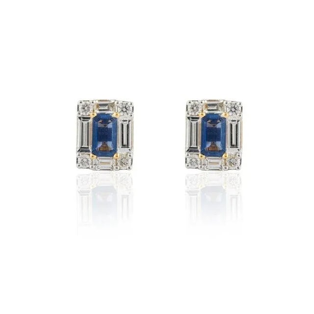 Art Deco Genuine Baguette Sapphire Diamond Pushback Stud Earrings 18k Solid Gold- A Pair For Sale - Image 3 of 11
