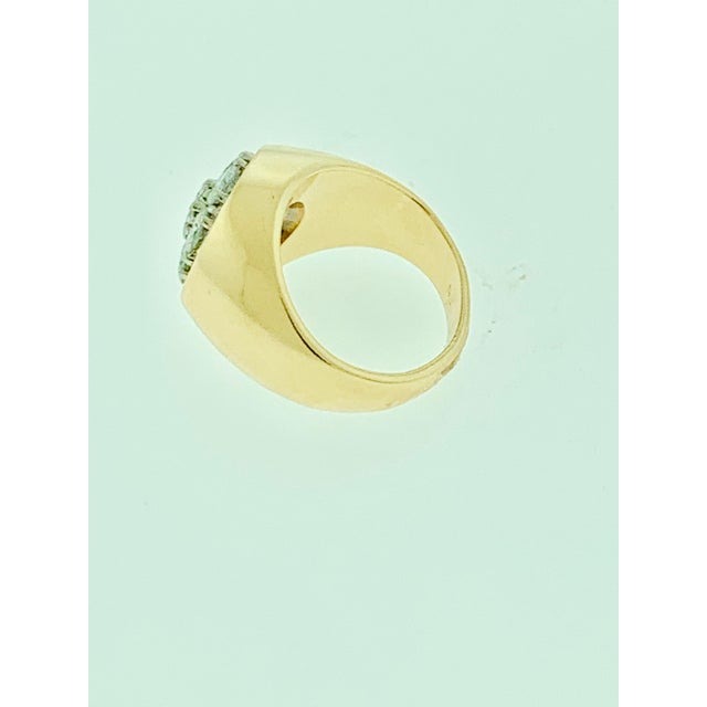Traditional 1.7 Carat, 7 Diamonds Traditional Men's Ring 14 Karat Yellow Gold Ring Estate For Sale - Image 3 of 18