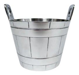 Example of Ashtrays and Catchalls