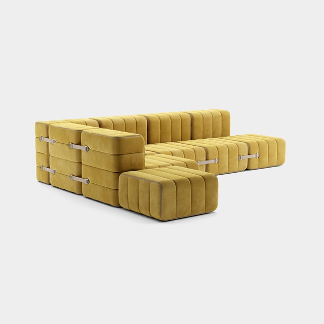 Enough space for 12 Monkeys. If the lockdown takes a little longer, you need a comfortable base to loll around on. So that...