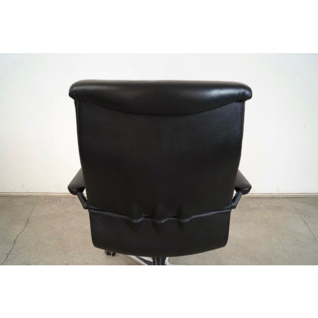 1980’s Postmodern Swiss Reclining Leather Office Desk Chair For Sale - Image 11 of 12