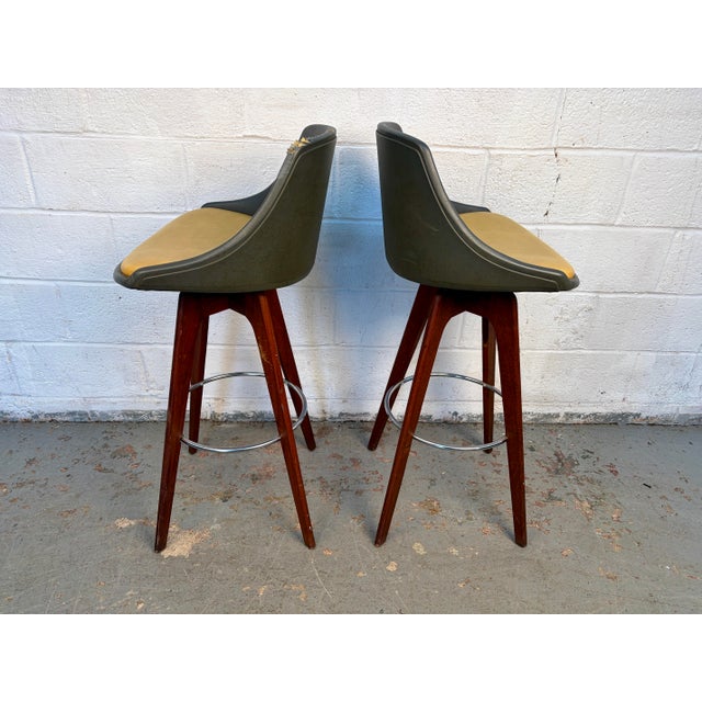 Wood Pair of Mid-Century Modern Swivel Bar Stools, Circa 1970s For Sale - Image 7 of 15