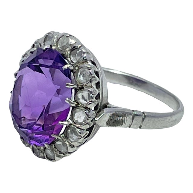 Mid 20th Century 10k White Gold Oval Amethyst and Diamond Halo Ring, Size 6.5 For Sale