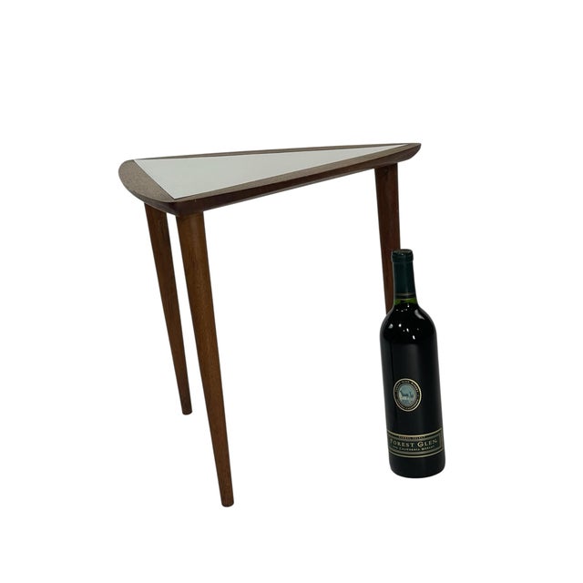 Mid-Century Modern Arthur Umanoff Mid Century Modern Triangular Walnut Side Table, 20th Century For Sale - Image 3 of 9