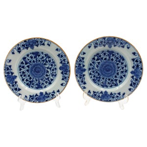 Pair of Late 18th Century Peony Medallion Delft Plates