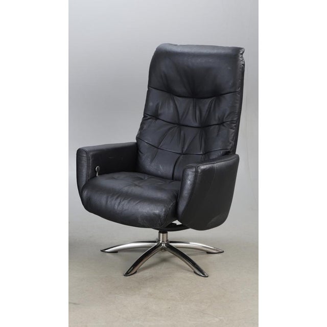 1980s Vintage Black Leather Chair with Chrome X-Frame Base, 1980s For Sale - Image 5 of 8
