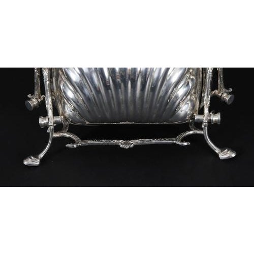 Metal Antique Silver-Plated Triple Shell-Shaped Biscuit Box, 1900s For Sale - Image 7 of 18