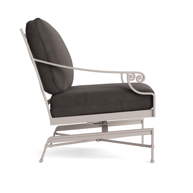 Contemporary Brown Jordan Venetian Motion Lounge Chair, Dove frame with Fusion Charcoal fabric For Sale - Image 3 of 11