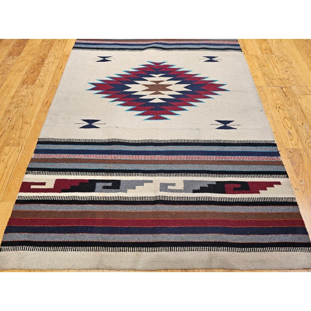 Vintage American Southwestern Saltillo Kilim Rug, Medallion & Striped Pattern, Ivory & Red, 5x7 For Sale - Image 17 of 18