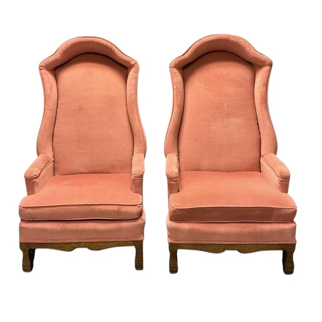 1970s Hollywood Regency Salmon Pink Velvet Hooded Porter's Chairs – Pair For Sale - Image 4 of 6