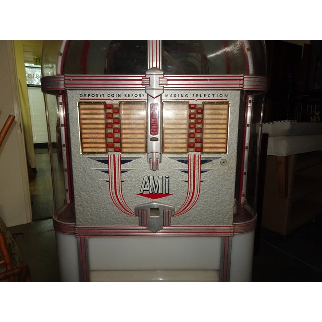 White 1950's White Ami Jukebox Model C40 For Sale - Image 8 of 18