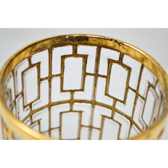 1960s Imperial Glass Shoji Trellis 22 Carat Gold Plated Bud Vase Cocktail Glasses Mixer Set - Set of 5 For Sale - Image 10 of 12