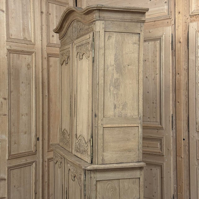 19th Century Country French Normandy Louis Philippe Period Buffet a Deux Corps in Stripped Oak For Sale - Image 13 of 18