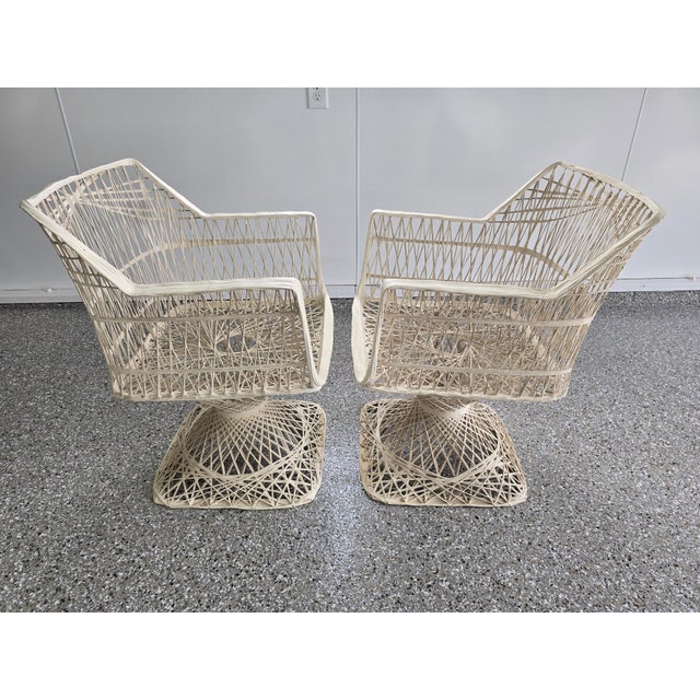 Mid 20th Century Russell Woodard Inspired Spun Fiberglass Chairs - A Set For Sale In Columbus - Image 6 of 6
