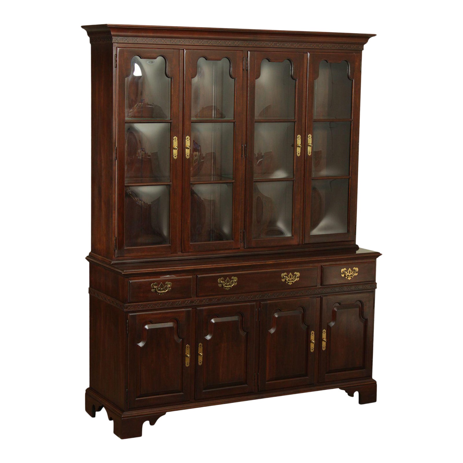 Ethan Allen Court Traditional Bubble Glass China