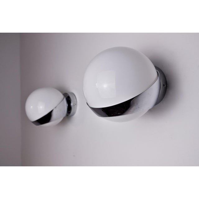 Hollywood Regency Space-Age Sconces in White Opaline by Marca Sl, Spain, 1960s, Set of 2 For Sale - Image 3 of 8