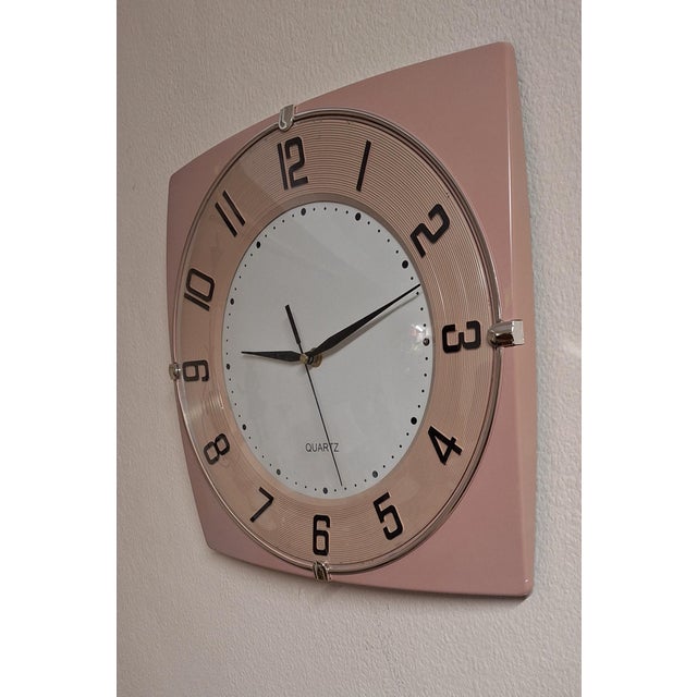 Vintage Wall Clock with Beige Plastic Case by Glunz, 1990s, in Very Good conditions. Designed 1990 to 1999 This piece has...
