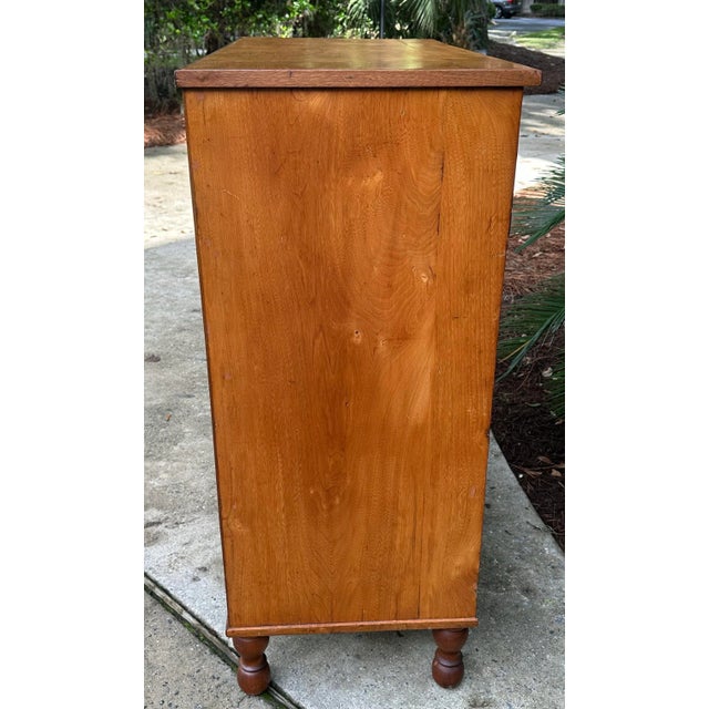 English Fine Antique Southern Cherry Wood Chest With Black Walnut Knobs and Turned Feet For Sale - Image 3 of 12