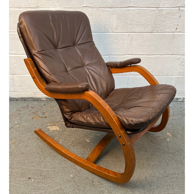 Vintage Bentwood and Leather Rocking Chair For Sale In New York - Image 6 of 12