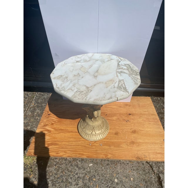 Shabby Chic Vintage Mid-Century Ornate Marble (Style) Cherub Accent Table or Pedestal Shabby Chic, Neoclassical, and Maximalist For Sale - Image 3 of 5