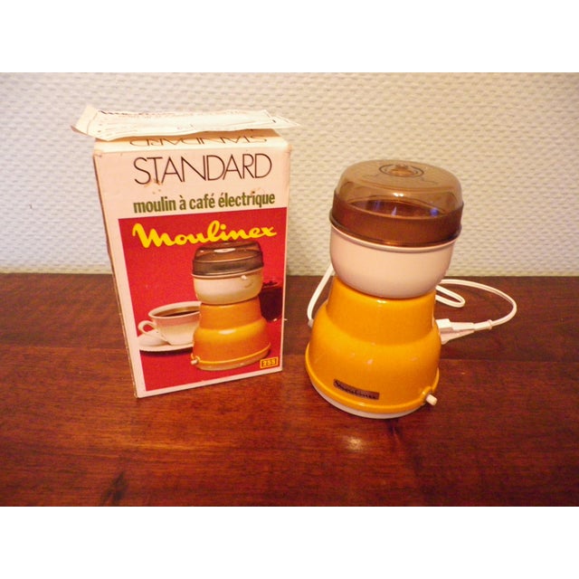 Electric Coffee Grinders from Peugeot and Moulinex, 1970s, Set of 2 For Sale - Image 17 of 18