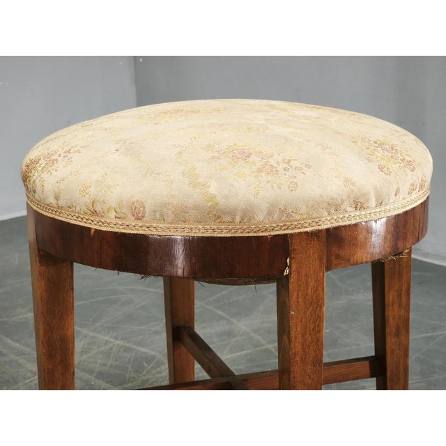 Art Deco Walnut and Beech Stools, Czechoslovakia, 1930s, Set of 2 For Sale - Image 6 of 12