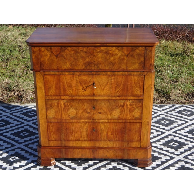 Louis Philippe Walnut Dressing Table For Sale - Image 6 of 18